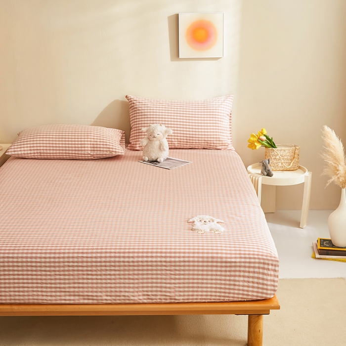 91家纺网 家纺一手货源 找家纺 荷马之梦 2022新款全棉色织水洗棉绣花床笠-童梦系列格小羊