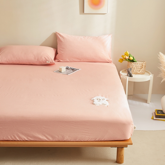 91家纺网 家纺一手货源 找家纺 荷马之梦 2022新款全棉色织水洗棉绣花床笠-童梦系列咩咩羊