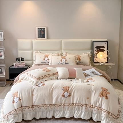 91家纺网 家纺一手货源 找家纺 川悦生活 2022新款大阪花边轻奢牛奶绒四件套 小熊塔多