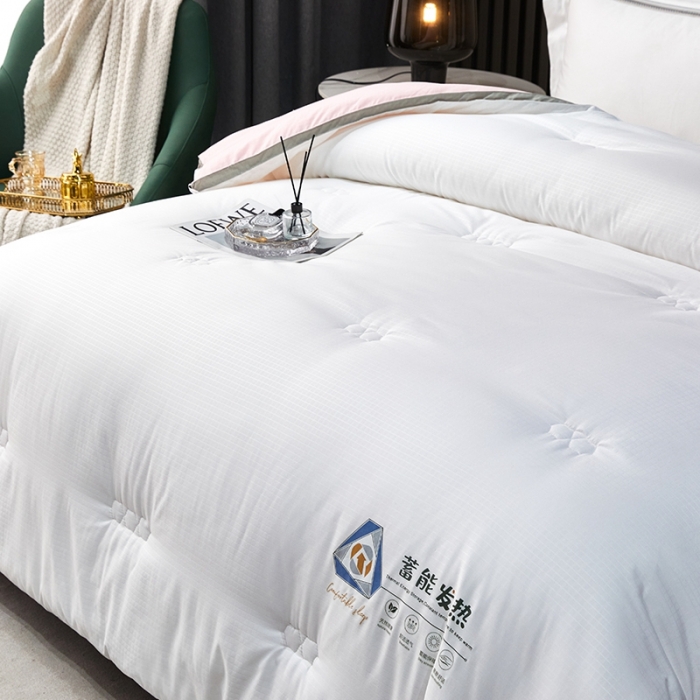 91家纺网 家纺一手货源 找家纺 丽卡家纺 2023新款磨毛提花石墨烯秋冬被 白色