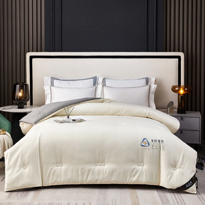 91家纺网 家纺一手货源 找家纺 丽卡家纺 2023新款磨毛提花石墨烯秋冬被 米黄