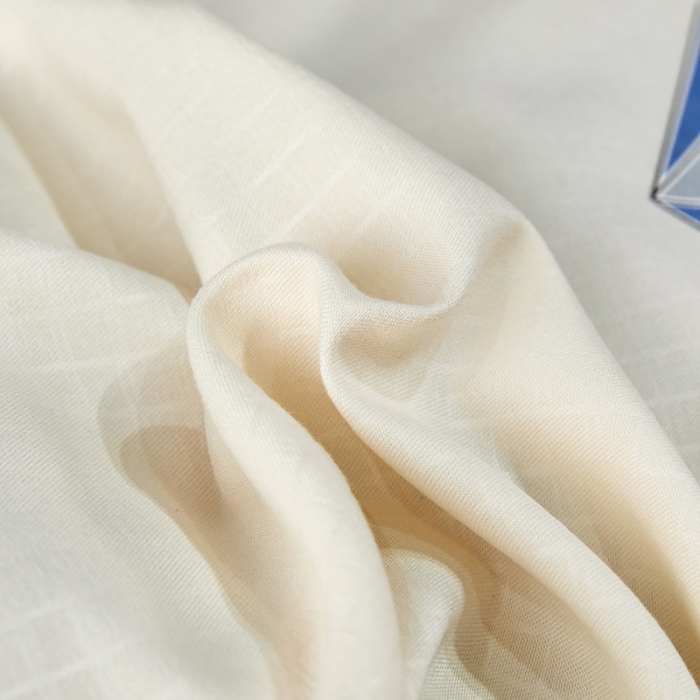 91家纺网 家纺一手货源 找家纺 丽卡家纺 2023新款磨毛提花石墨烯秋冬被 米黄