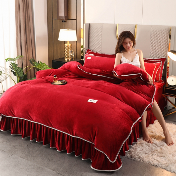 91家纺网 家纺一手货源 找家纺 畅畅家纺 2022新款纯色双拼加厚牛奶绒四件套 酒红纯色
