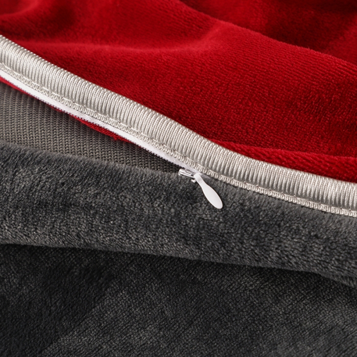 91家纺网 家纺一手货源 找家纺 畅畅家纺 2022新款纯色双拼加厚牛奶绒四件套 酒红拼色