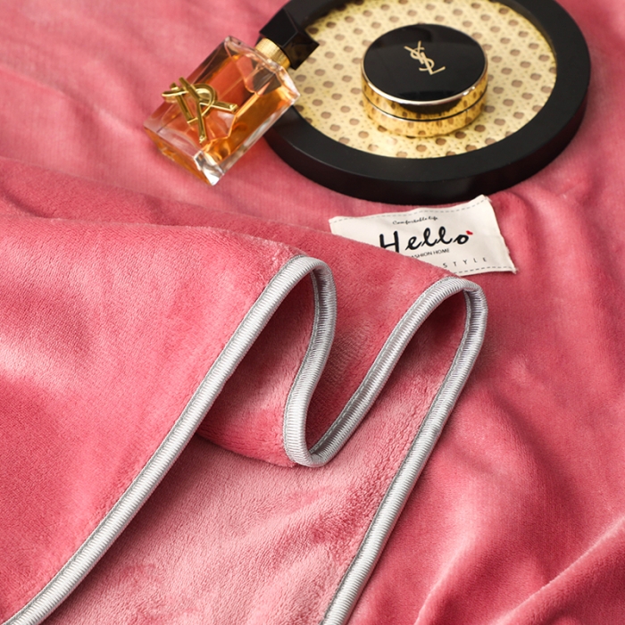 91家纺网 家纺一手货源 找家纺 畅畅家纺 2022新款纯色双拼加厚牛奶绒四件套 胭脂纯色