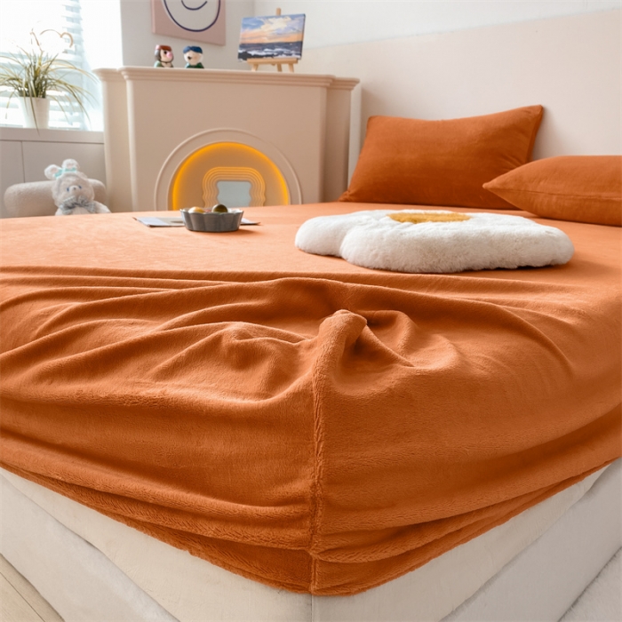 91家纺网 家纺一手货源 找家纺 眠帛 2022新款纯色牛奶绒单床笠 焦糖