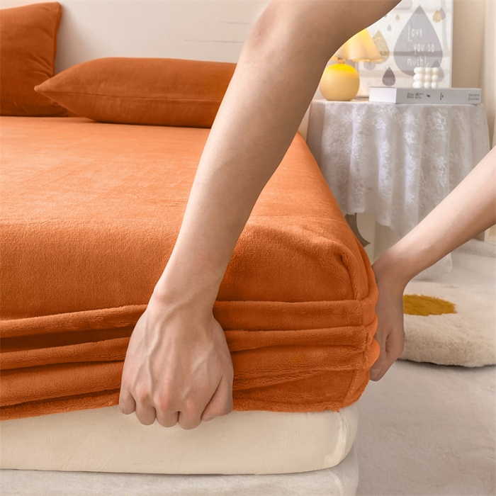 91家纺网 家纺一手货源 找家纺 眠帛 2022新款纯色牛奶绒单床笠 焦糖