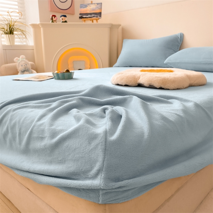 91家纺网 家纺一手货源 找家纺 眠帛 2022新款纯色牛奶绒单床笠 蓝灰