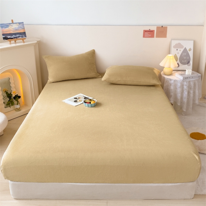 91家纺网 家纺一手货源 找家纺 眠帛 2022新款纯色牛奶绒单床笠 米驼