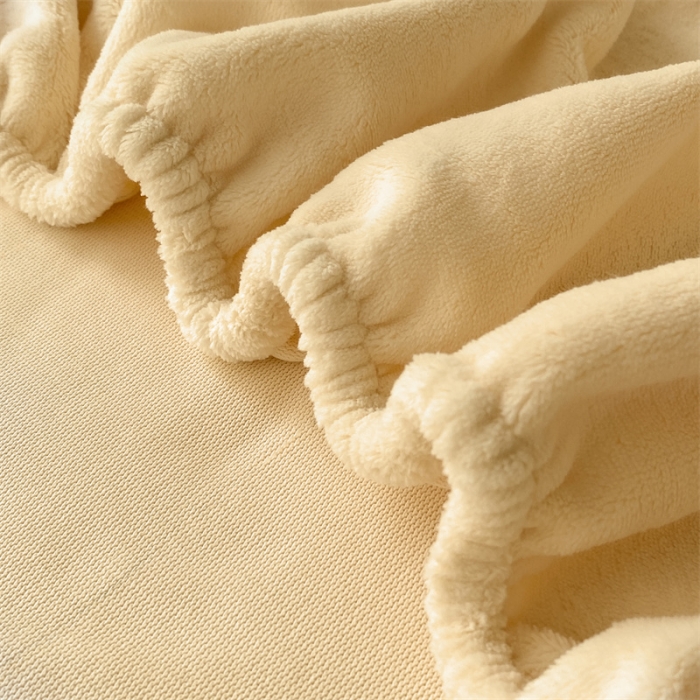 91家纺网 家纺一手货源 找家纺 眠帛 2022新款纯色牛奶绒单床笠 奶黄