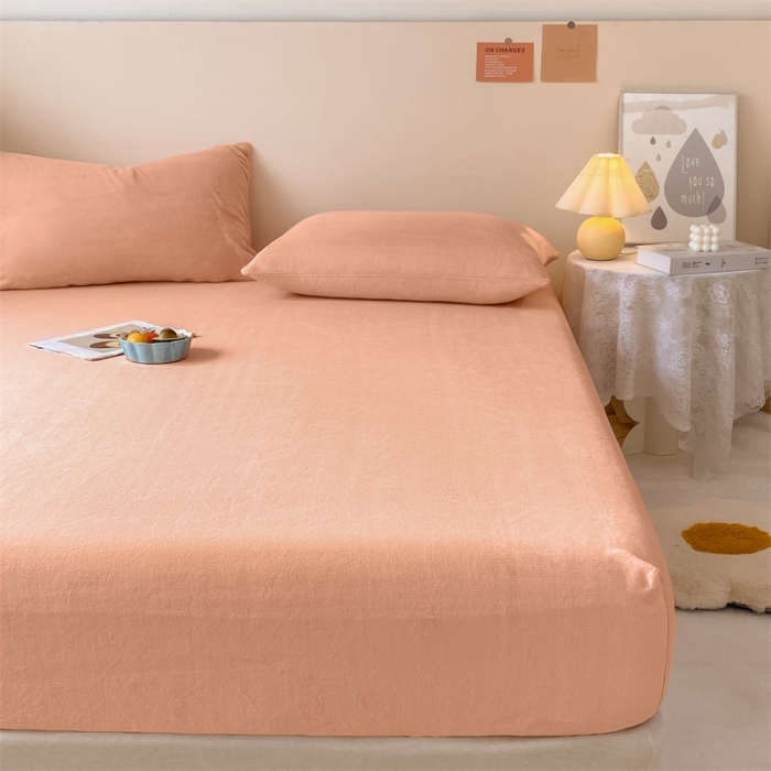 91家纺网 家纺一手货源 找家纺 眠帛 2022新款纯色牛奶绒单床笠 奶油粉