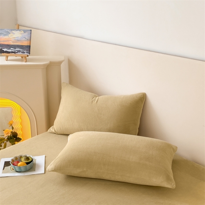 91家纺网 家纺一手货源 找家纺 眠帛 2022新款纯色牛奶绒单床单 米驼