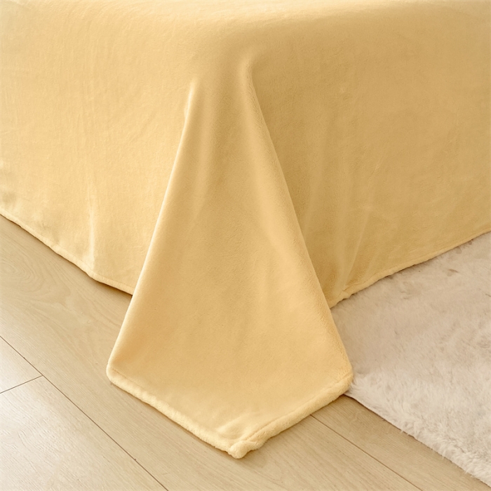 91家纺网 家纺一手货源 找家纺 眠帛 2022新款纯色牛奶绒单床单 奶黄