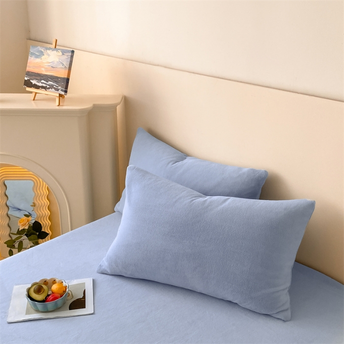 91家纺网 家纺一手货源 找家纺 眠帛 2022新款纯色牛奶绒单床单 天空蓝