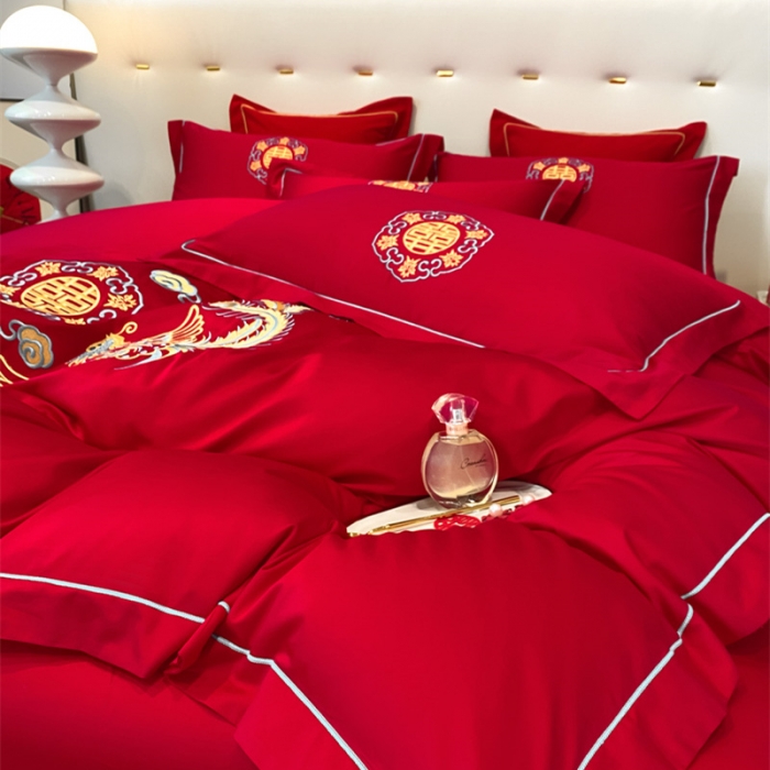 91家纺网 家纺一手货源 找家纺 2024新款婚庆被大红喜被加厚磨毛婚庆四件套 龙飞凤舞