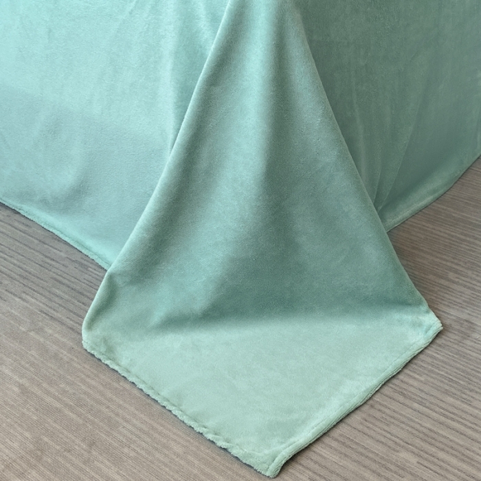 91家纺网 家纺一手货源 找家纺 魅都新款高克重牛奶绒刺绣款四件套 浅绿