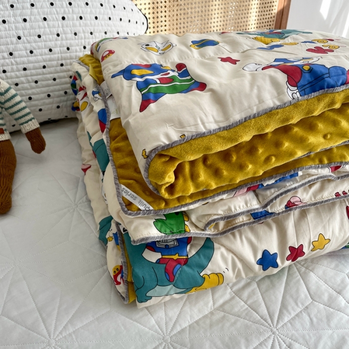 91家纺网 家纺一手货源 找家纺 源启生活 2022新款豆豆绒韩国单人豆豆被 奥特之战