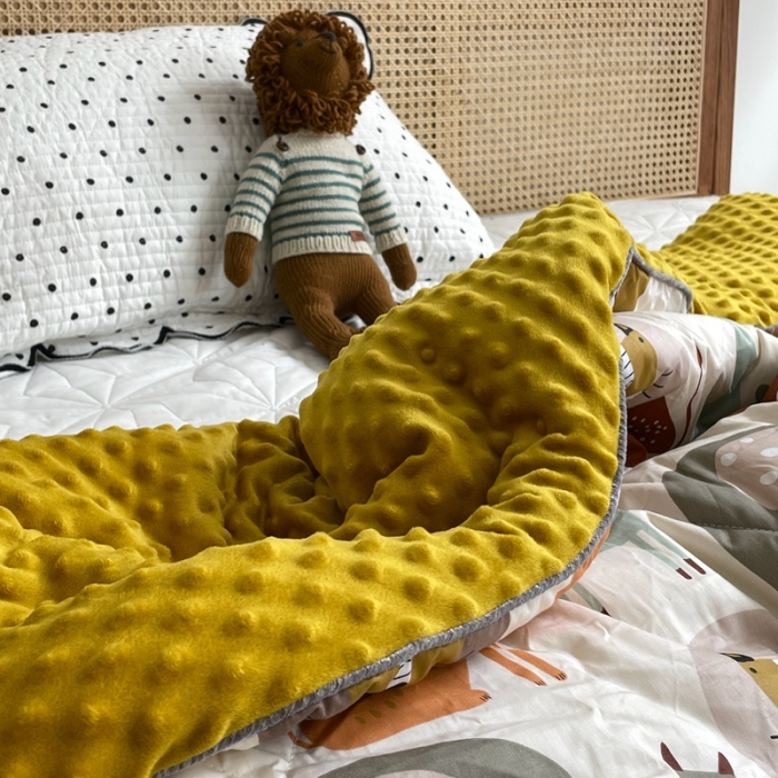 91家纺网 家纺一手货源 找家纺 源启生活 2022新款豆豆绒韩国单人豆豆被 悠闲假日