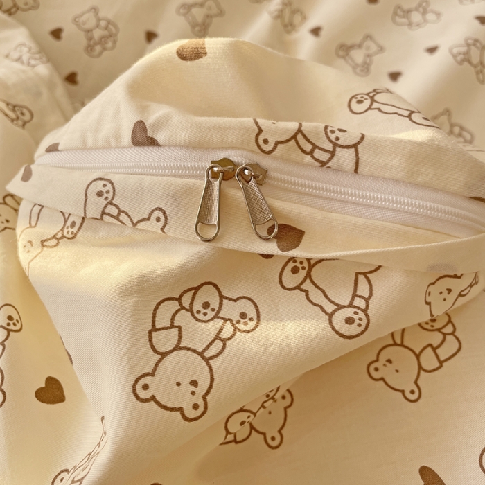 91家纺网 家纺一手货源 找家纺 千朵 2022新款13372简单款四件套 爱心熊