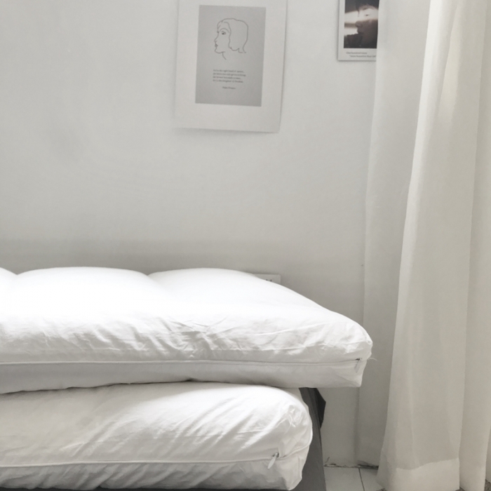 91家纺网 家纺一手货源 找家纺 （总）方回 2022新款乳胶六分区理疗枕 47*73cm