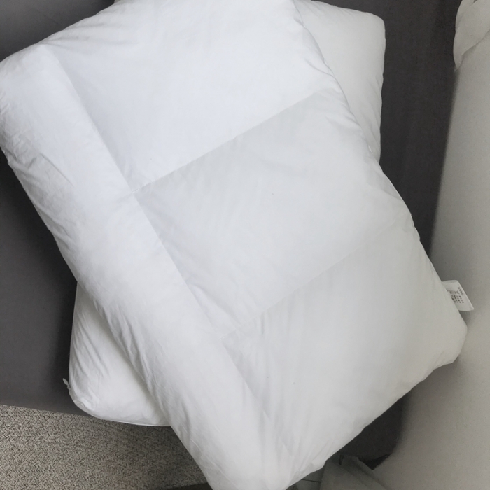 91家纺网 家纺一手货源 找家纺 （总）方回 2022新款乳胶六分区理疗枕 47*73cm