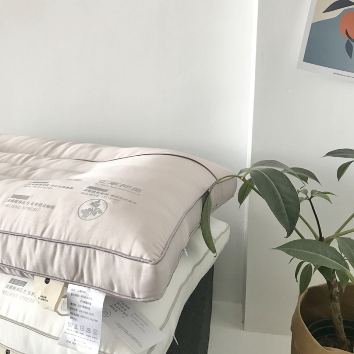 91家纺网 家纺一手货源 找家纺 （总）方回 2022新款艾草护颈枕48*74cm