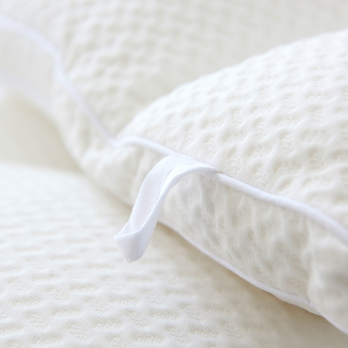 91家纺网 家纺一手货源 找家纺 （总）方回 2022新款立体针织绒五分区枕 48*74cm