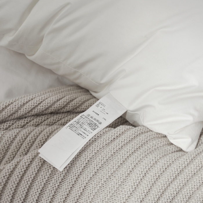 91家纺网 家纺一手货源 找家纺 （总）方回 2022新款日式虹夕羽毛复合枕（单边）