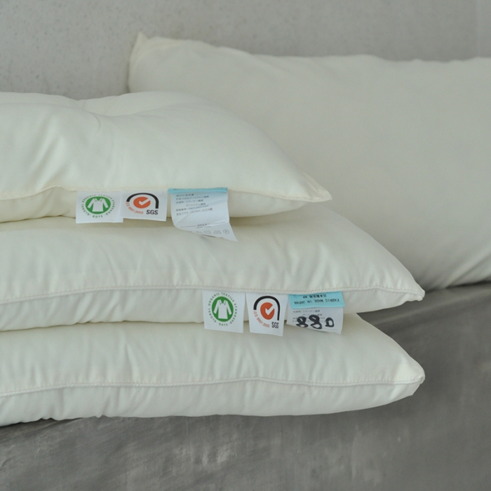 91家纺网 家纺一手货源 找家纺 （总）方回 2022新款玻尿酸枕 48*74cm