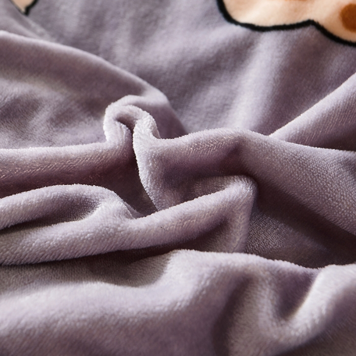 91家纺网 家纺一手货源 找家纺 纽缦 2022新款牛奶绒床笠法莱水晶宝宝 摩登小熊灰咖