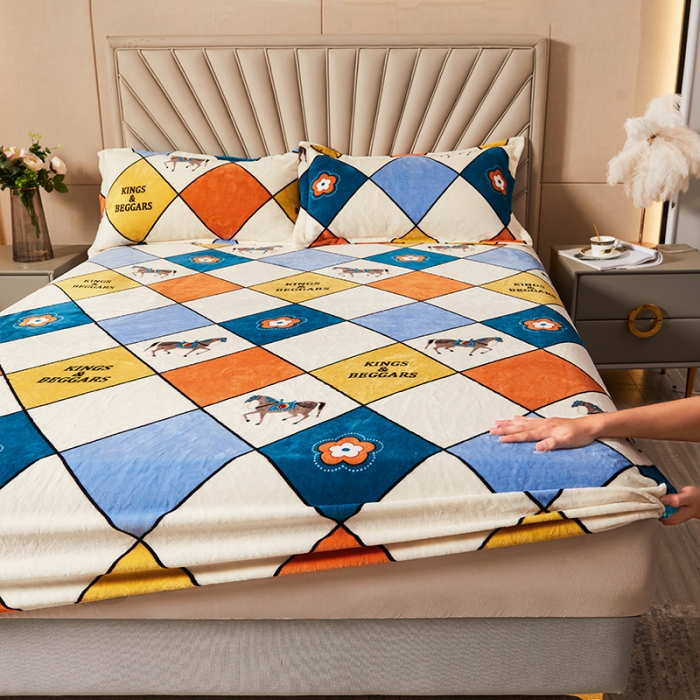 91家纺网 家纺一手货源 找家纺 纽缦 2022新款牛奶绒床笠法莱水晶宝宝 皇家白马