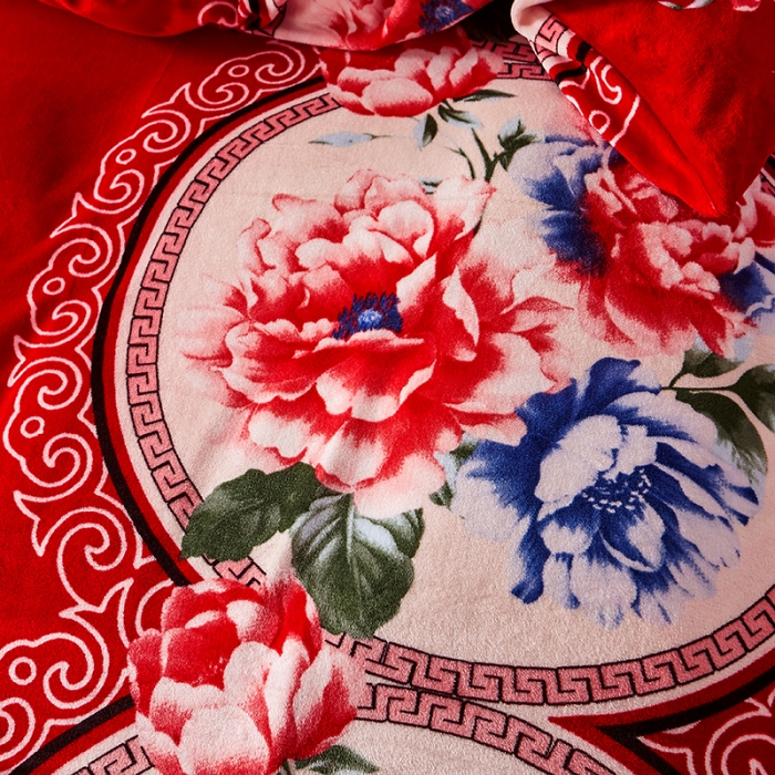 91家纺网 家纺一手货源 找家纺 纽缦 2022新款牛奶绒床笠法莱水晶宝宝 今生缘红（大版）