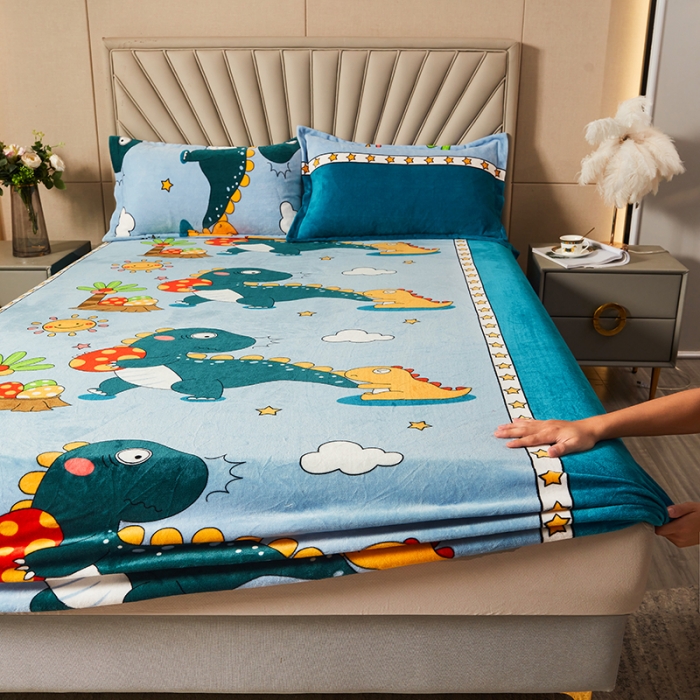 91家纺网 家纺一手货源 找家纺 纽缦 2022新款牛奶绒床笠法莱水晶宝宝 恐龙世界蓝（大版）