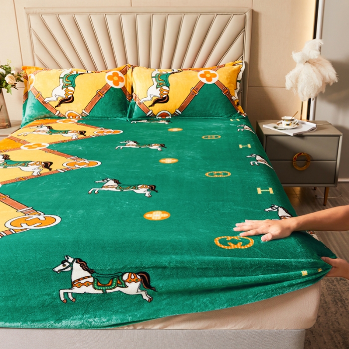 91家纺网 家纺一手货源 找家纺 纽缦 2022新款牛奶绒床笠法莱水晶宝宝 马到成功绿（大版）