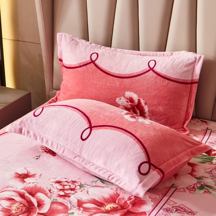 91家纺网 家纺一手货源 找家纺 纽缦 2022新款牛奶绒床笠法莱水晶宝宝 婉韵红（大版）