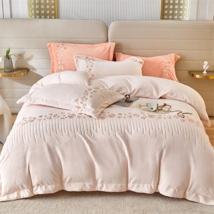 91家纺网 家纺一手货源 找家纺 总名品优仓 2022新款轻歌曼舞系列230g牛奶绒绣花四件套