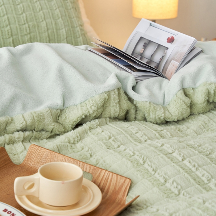 91家纺网 家纺一手货源 找家纺 榻尚家居 2023新款加厚獭兔绒牛奶绒四件套 水绿