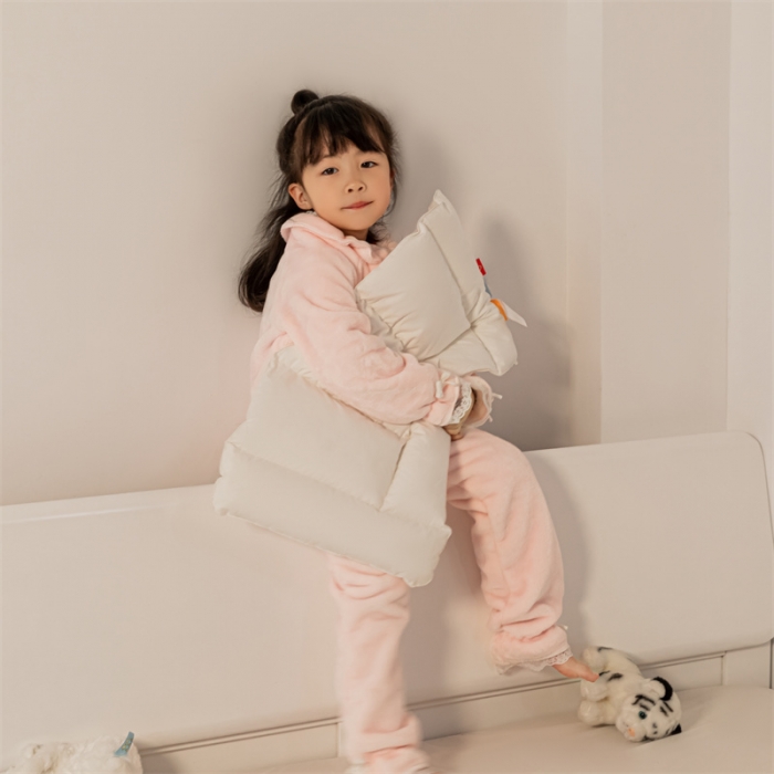 91家纺网 家纺一手货源 找家纺 （总）觉物 2022新款精梳棉儿童防驼背枕枕头枕芯