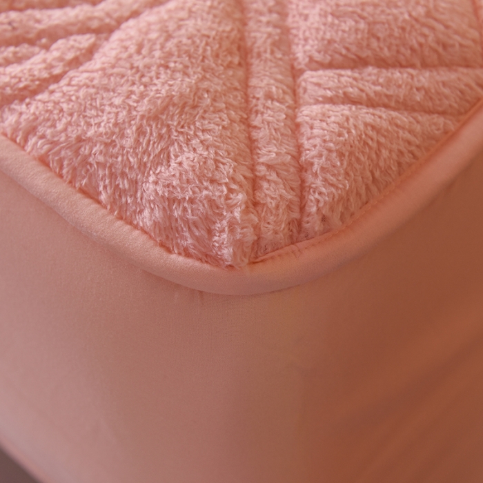 91家纺网 家纺一手货源 找家纺 豪选 2025新款羊羔绒德绒夹棉速暖加厚夹棉床笠 德绒玉色