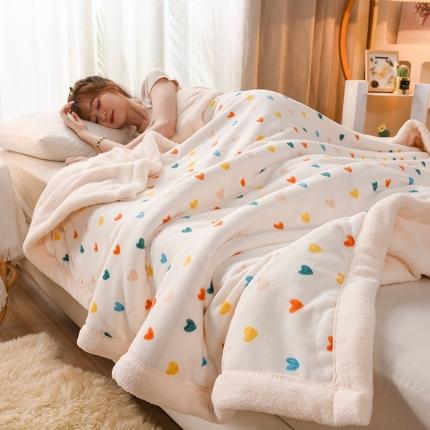 91家纺网 家纺一手货源 找家纺 印季 2024新款三层夹棉印花牛奶绒毛毯 多彩爱心-羊羔绒