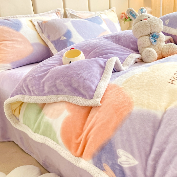 91家纺网 家纺一手货源 找家纺 阿亮家居 2024新款大包边菠萝格牛奶绒活性印染单被套 九分甜