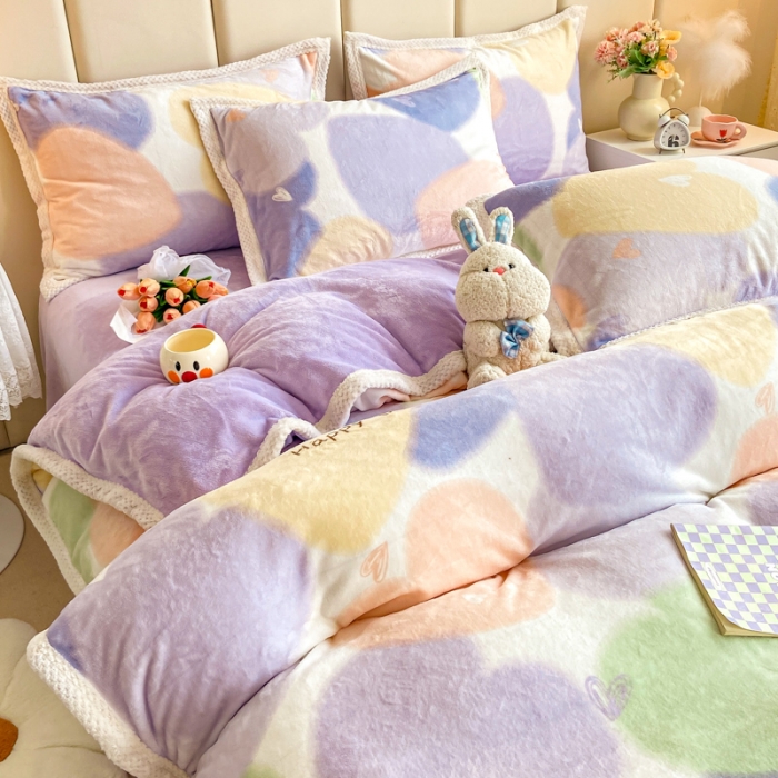 91家纺网 家纺一手货源 找家纺 阿亮家居 2024新款大包边菠萝格牛奶绒活性印染单被套 九分甜