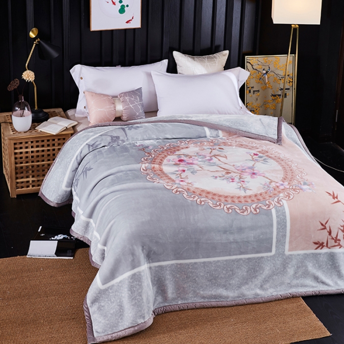 91家纺网 家纺一手货源 找家纺 凯轩毛毛毯毯子 婚庆长毛云毛毯毯子 花开月圆