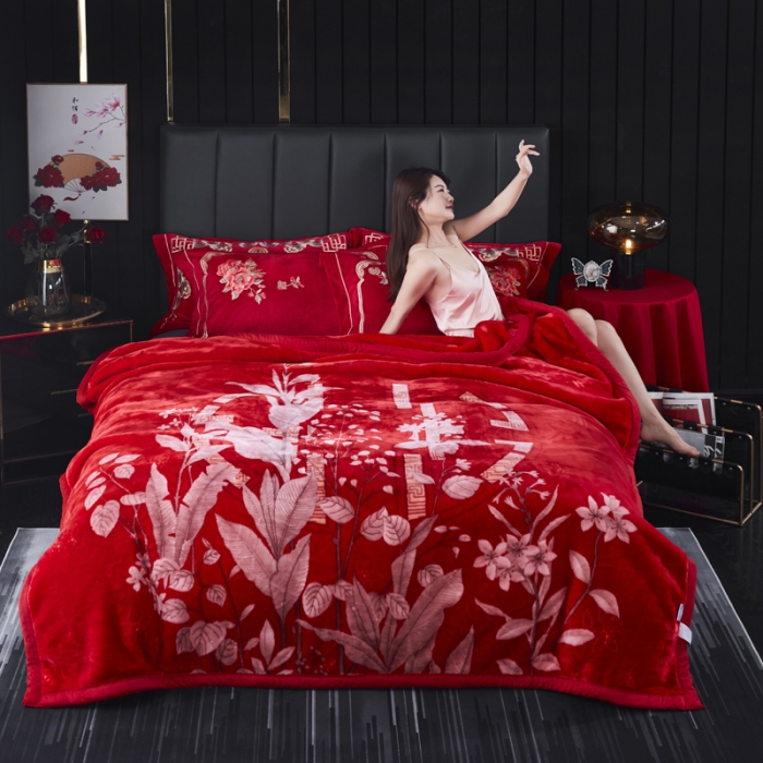 91家纺网 家纺一手货源 找家纺 凯轩毛毛毯毯子 婚庆长毛云毛毯毯子 锦上添花