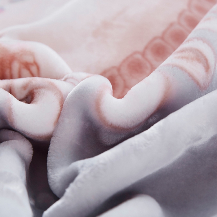 91家纺网 家纺一手货源 找家纺 凯轩毛毛毯毯子 婚庆长毛云毛毯毯子 花开月圆