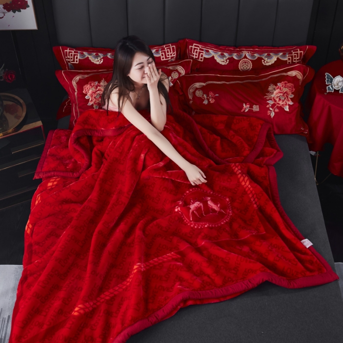 91家纺网 家纺一手货源 找家纺 凯轩毛毛毯毯子 婚庆长毛云毛毯毯子 浪漫情缘