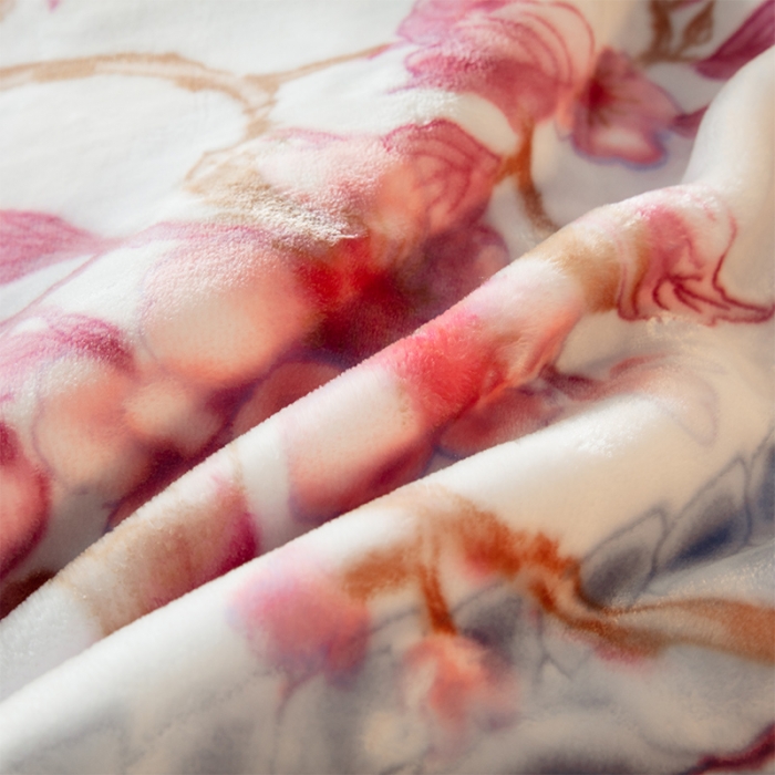 91家纺网 家纺一手货源 找家纺 凯轩毛毛毯毯子 婚庆长毛云毛毯毯子 梦境花都