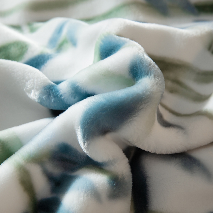 91家纺网 家纺一手货源 找家纺 凯轩毛毛毯毯子 婚庆长毛云毛毯毯子 竹韵淡绿