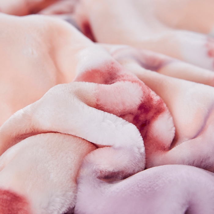 91家纺网 家纺一手货源 找家纺 凯轩毛毛毯毯子 婚庆长毛云毛毯毯子 紫花韵