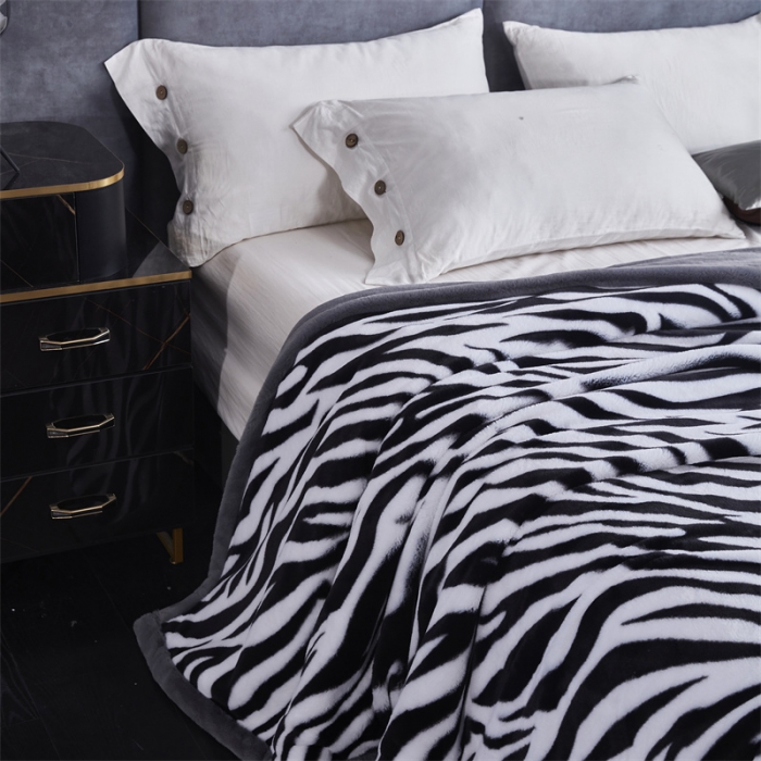 91家纺网 家纺一手货源 找家纺 凯轩毛毛毯毯子 仿皮草轻奢花貂毛毯毯子 奔放